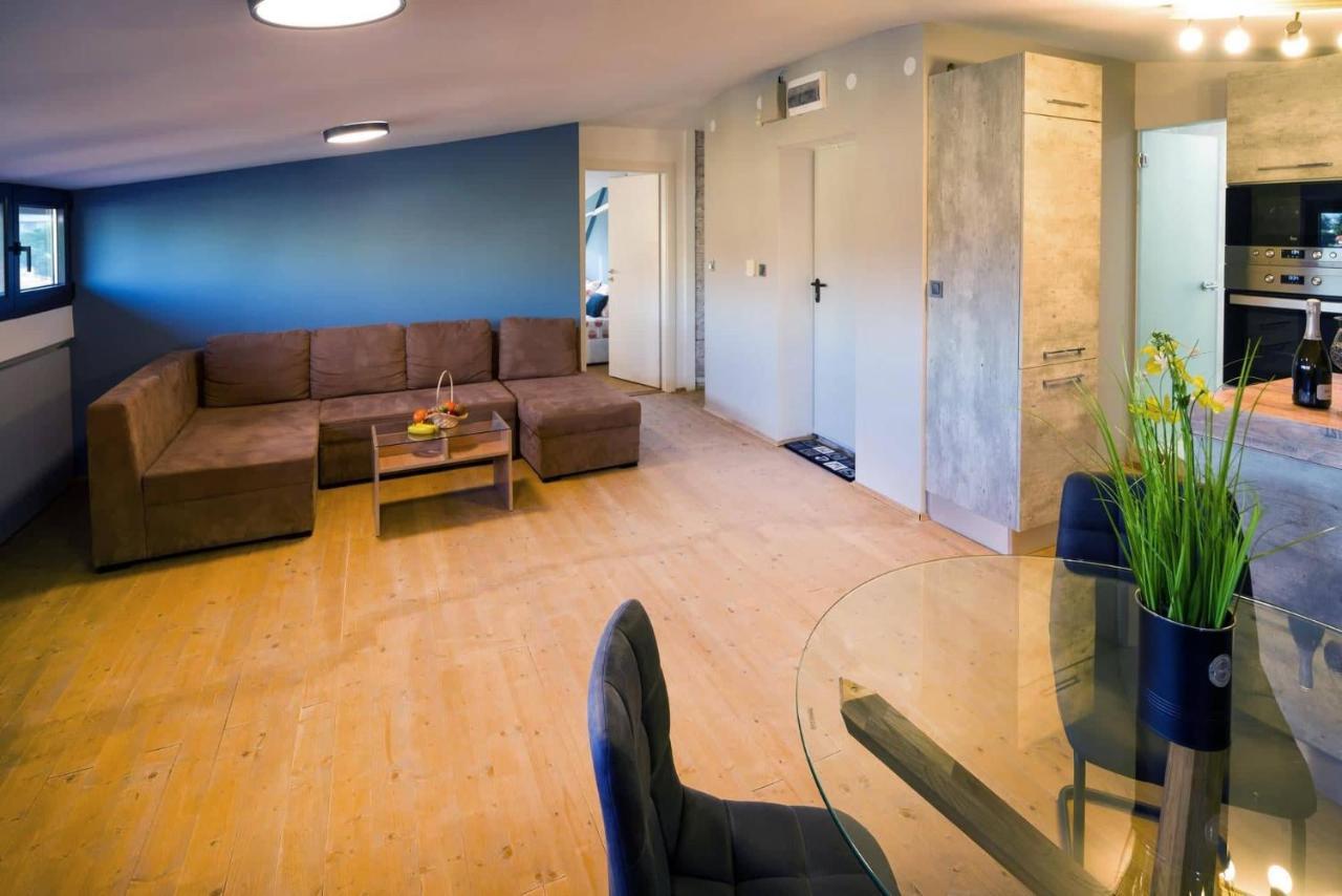 Peace & Quiet Apartment 布尔加斯 外观 照片